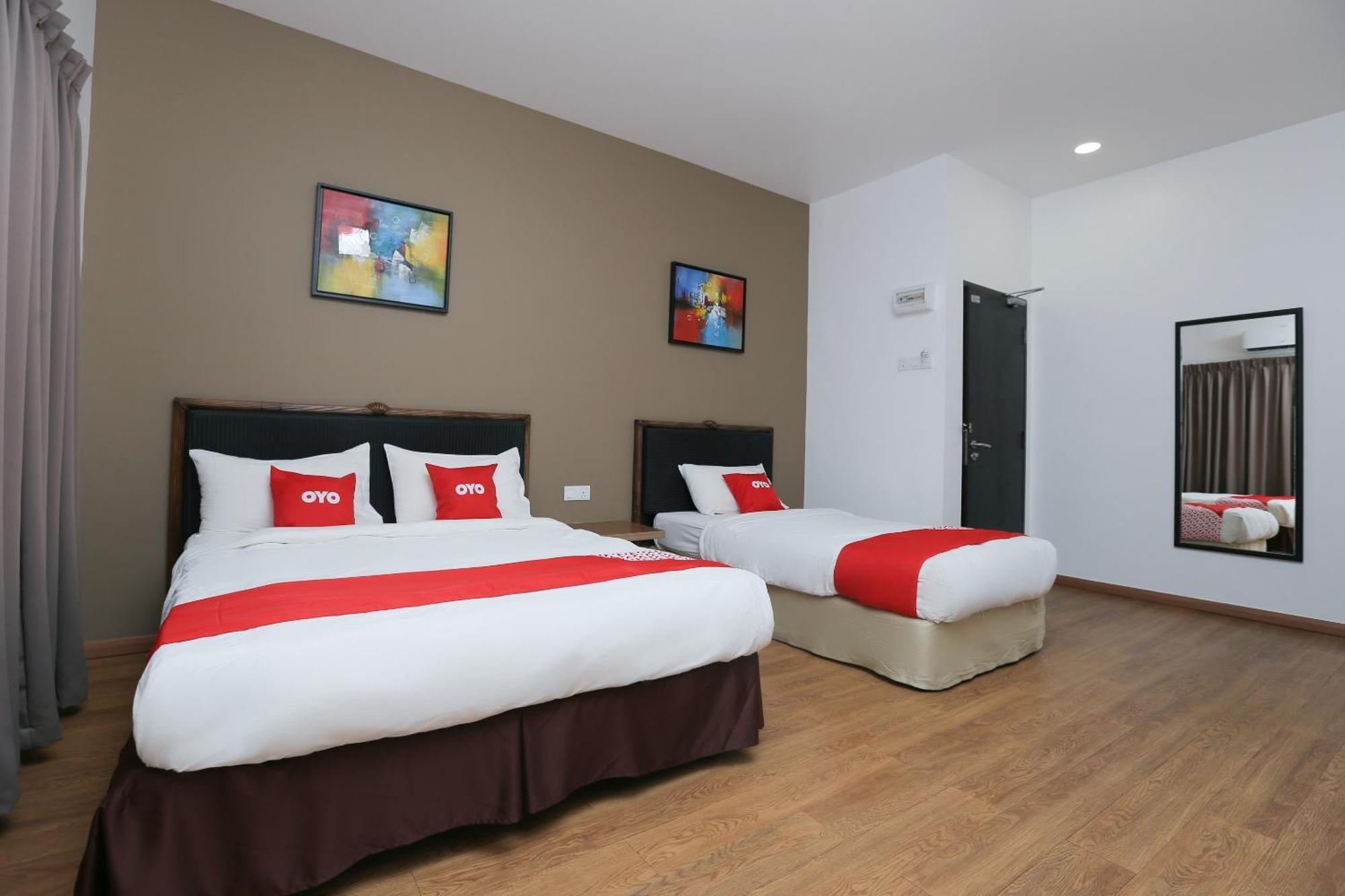 โอโย 89915 อีสต์ เมาน์ โฮเต็ล Hotel โคโค ภายนอก รูปภาพ