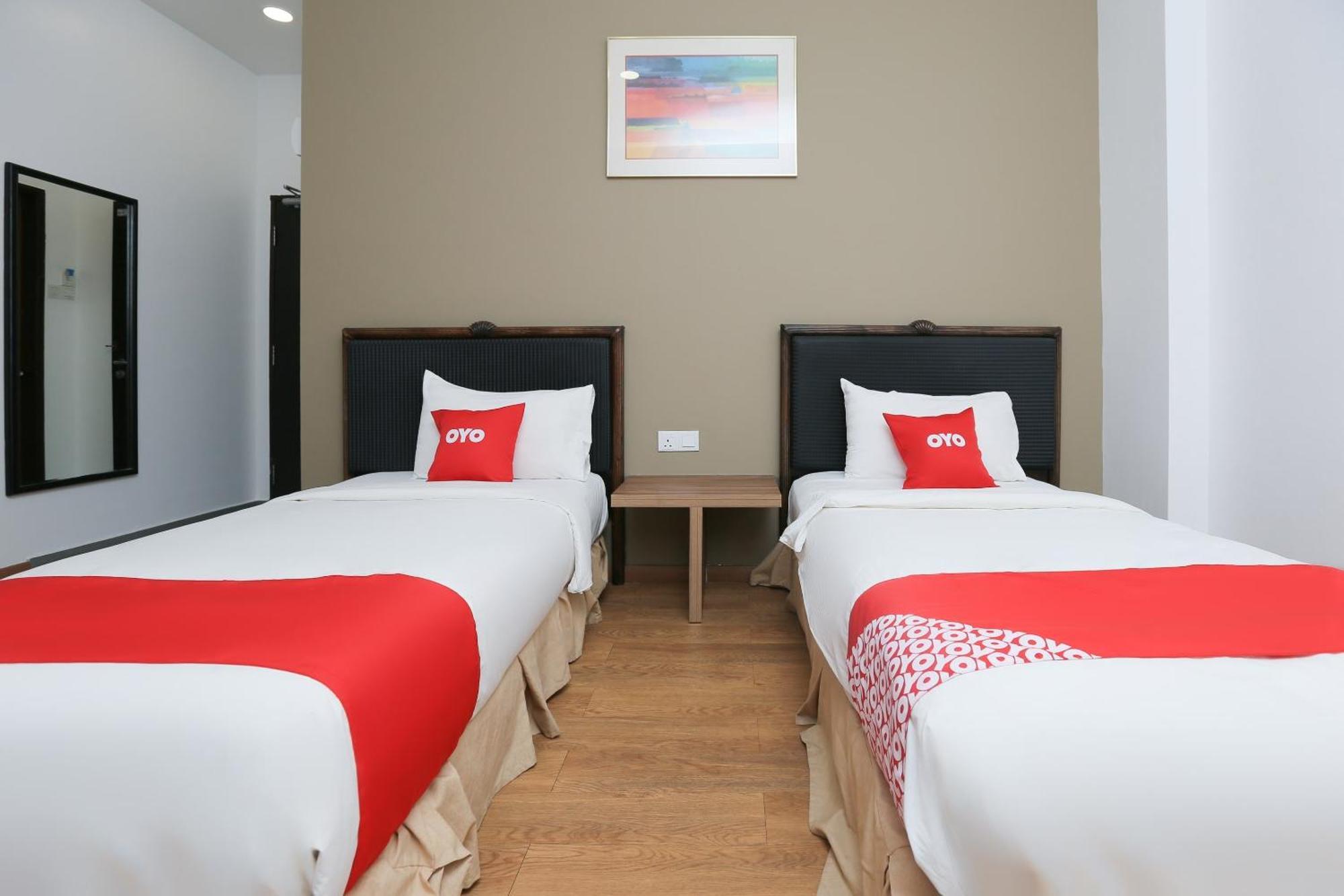 โอโย 89915 อีสต์ เมาน์ โฮเต็ล Hotel โคโค ภายนอก รูปภาพ